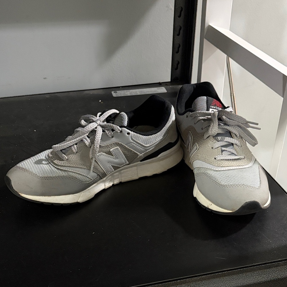 New Balance 997H Men's Gray Sneakers